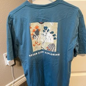 Mens north face T-shirt